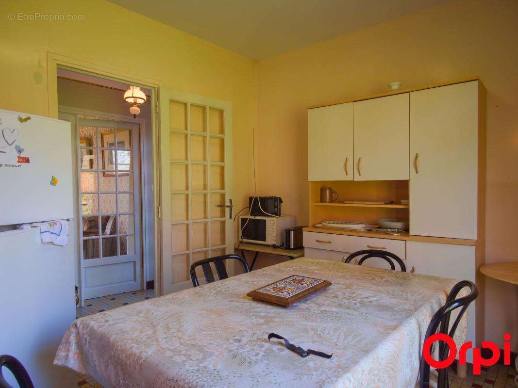 Maison à ISLE-ET-BARDAIS