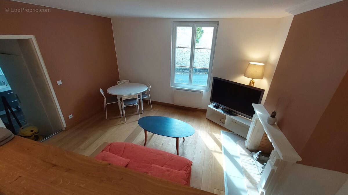 Maison à NOIZAY