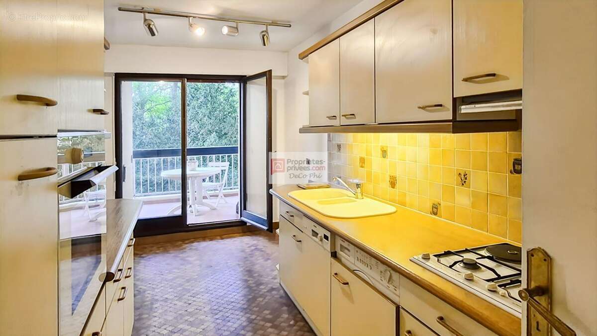 Appartement à VERSAILLES