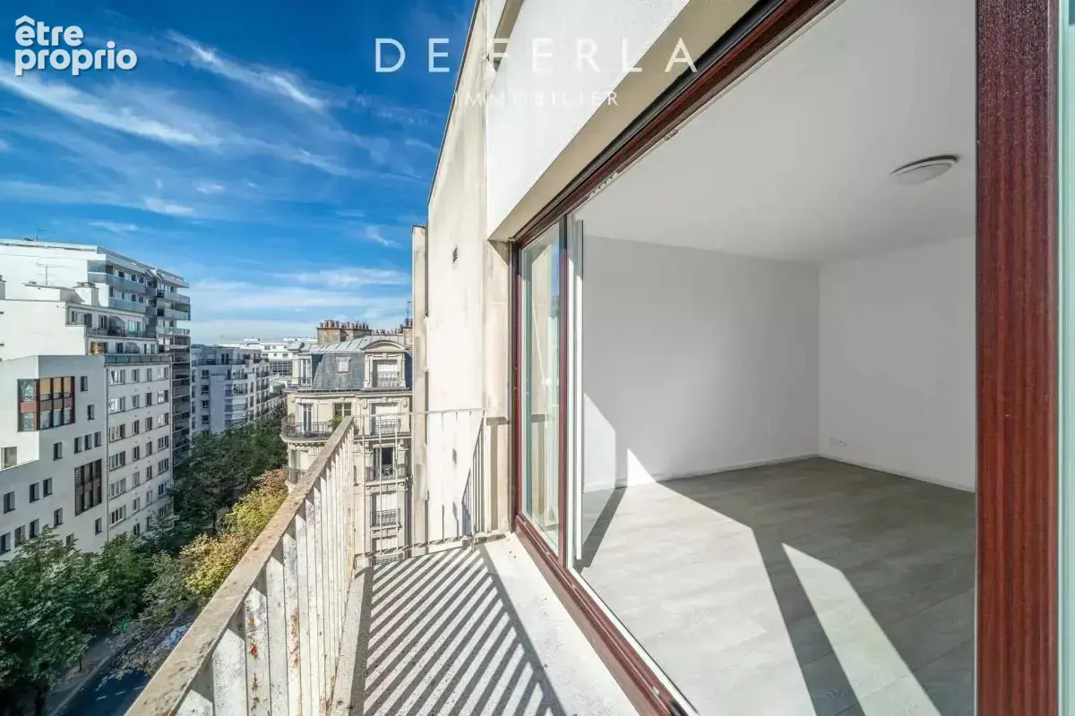 Paris 15e – Saint-Lambert - Studio dernier étage avec balcon - photo 4