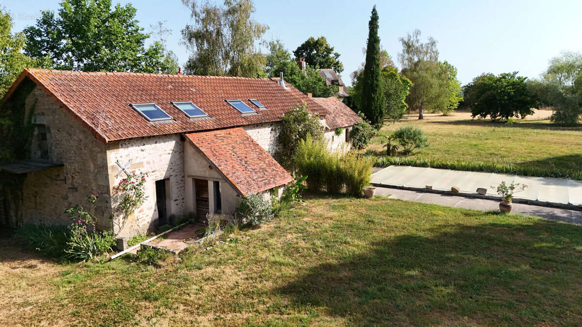 Domaine de charme à Autry Issards - photo 16