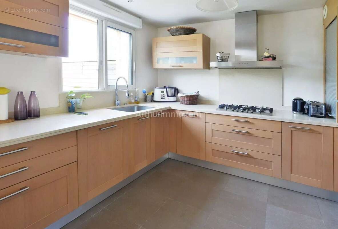 Maison à BRY-SUR-MARNE