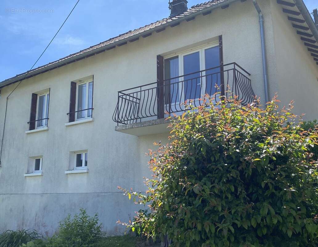 Maison 80 m² à Eymoutiers  - photo 5