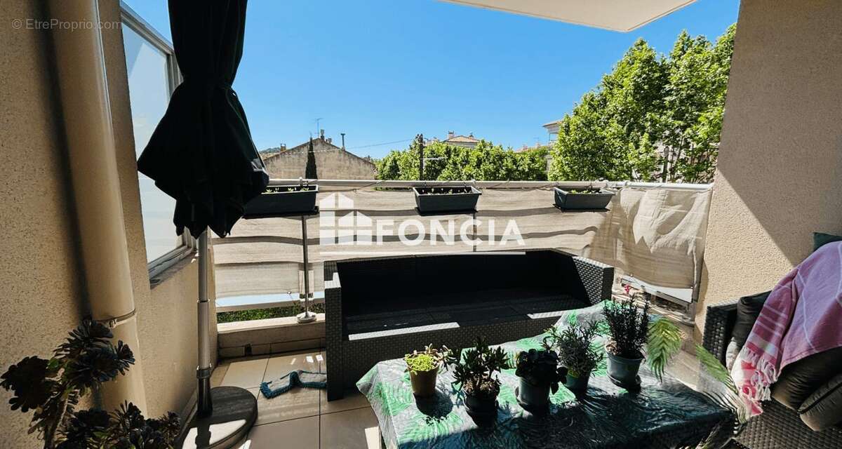 À VENDRE – Appartement idéal investisseur  Bail en cours jusqu’au 13 avril 2028  - photo 2