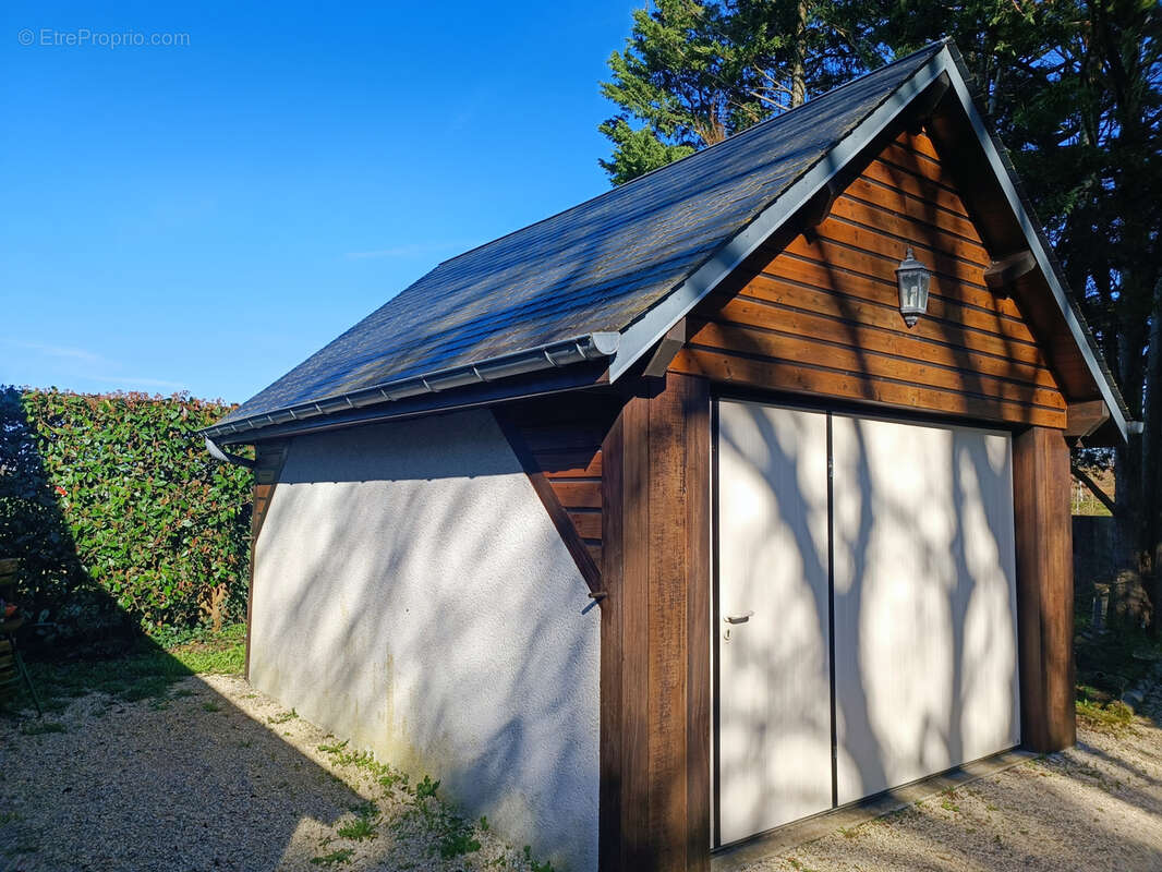 Maison à COUY