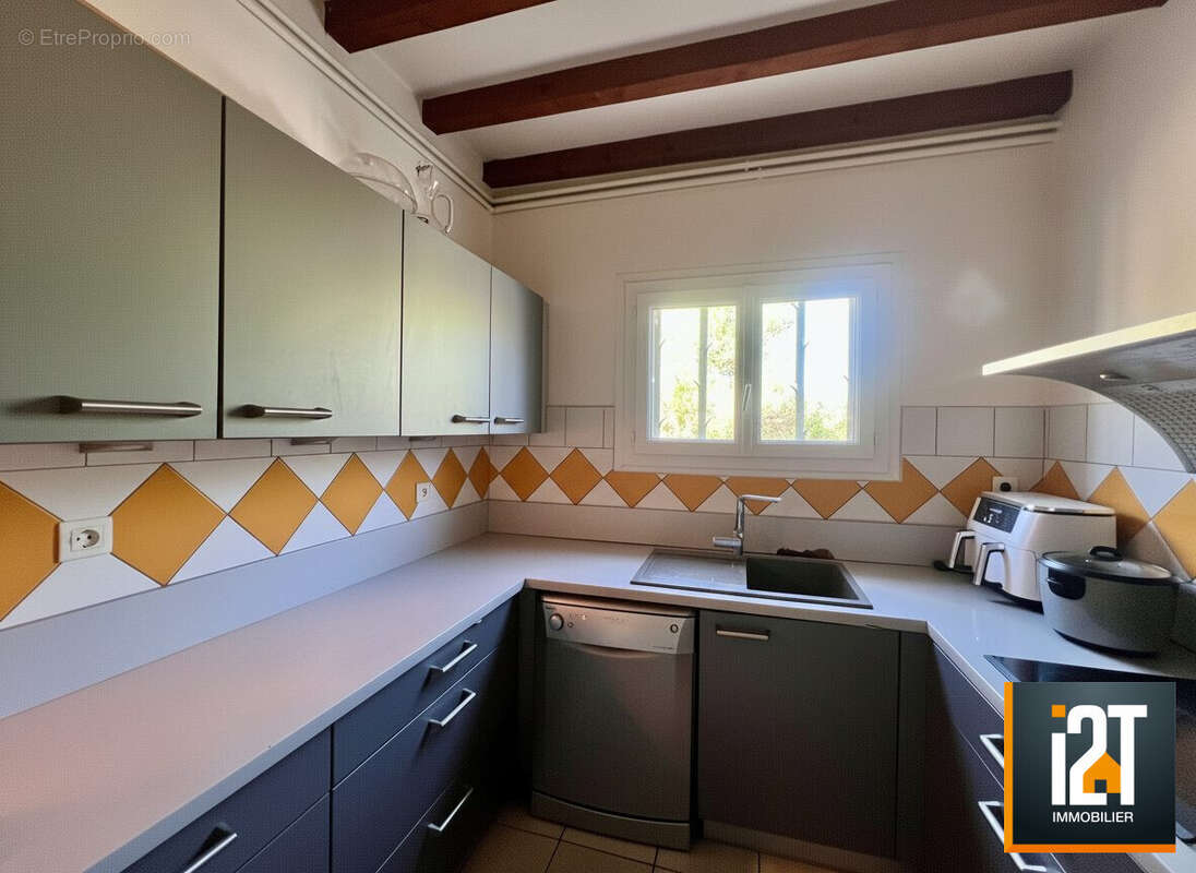 Maison 120 m² à Saint-Siffret  - photo 3