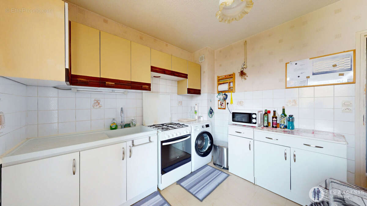 Appartement à SAINT-MARTIN-D'HERES