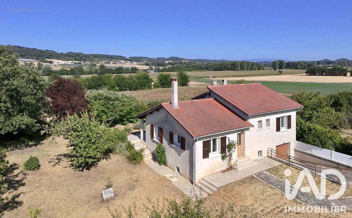 Photo 1 - Maison à MERCUROL