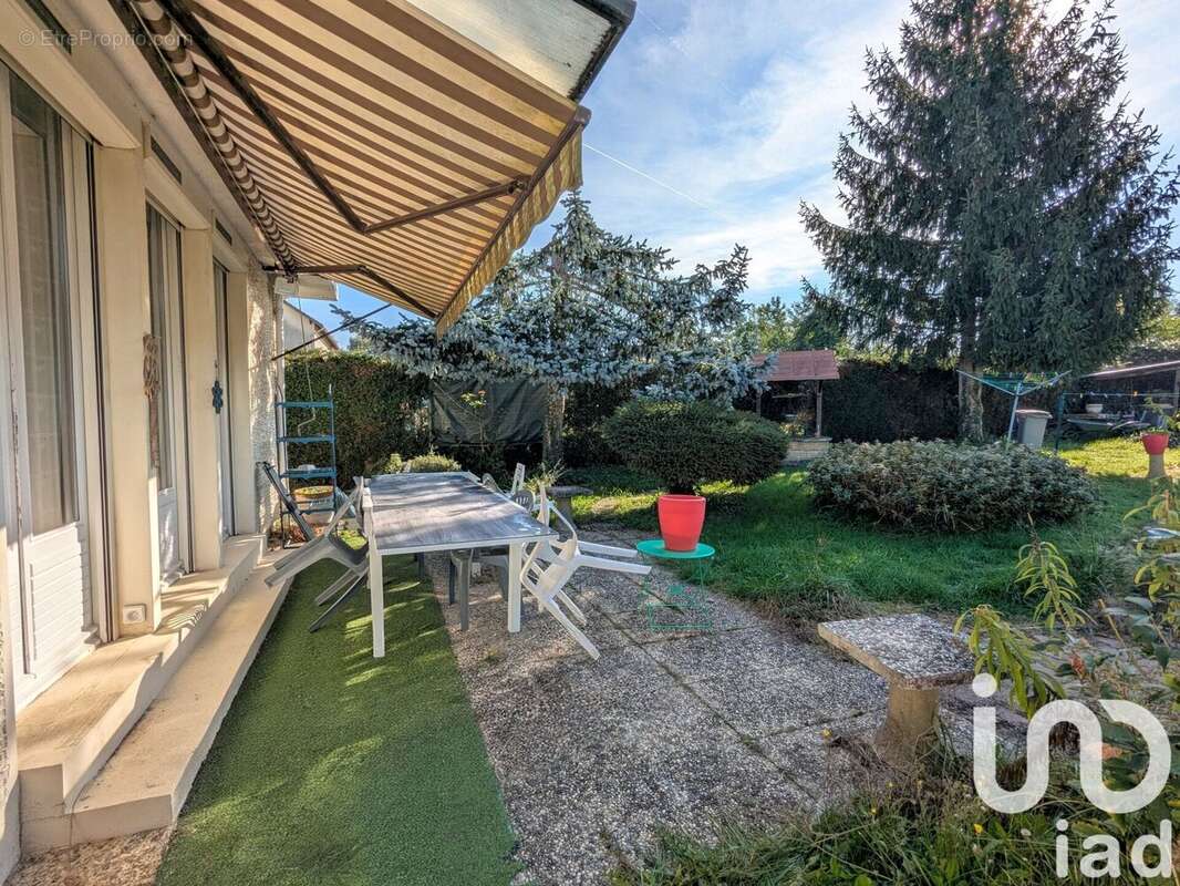 Photo 3 - Maison à FLOGNY-LA-CHAPELLE