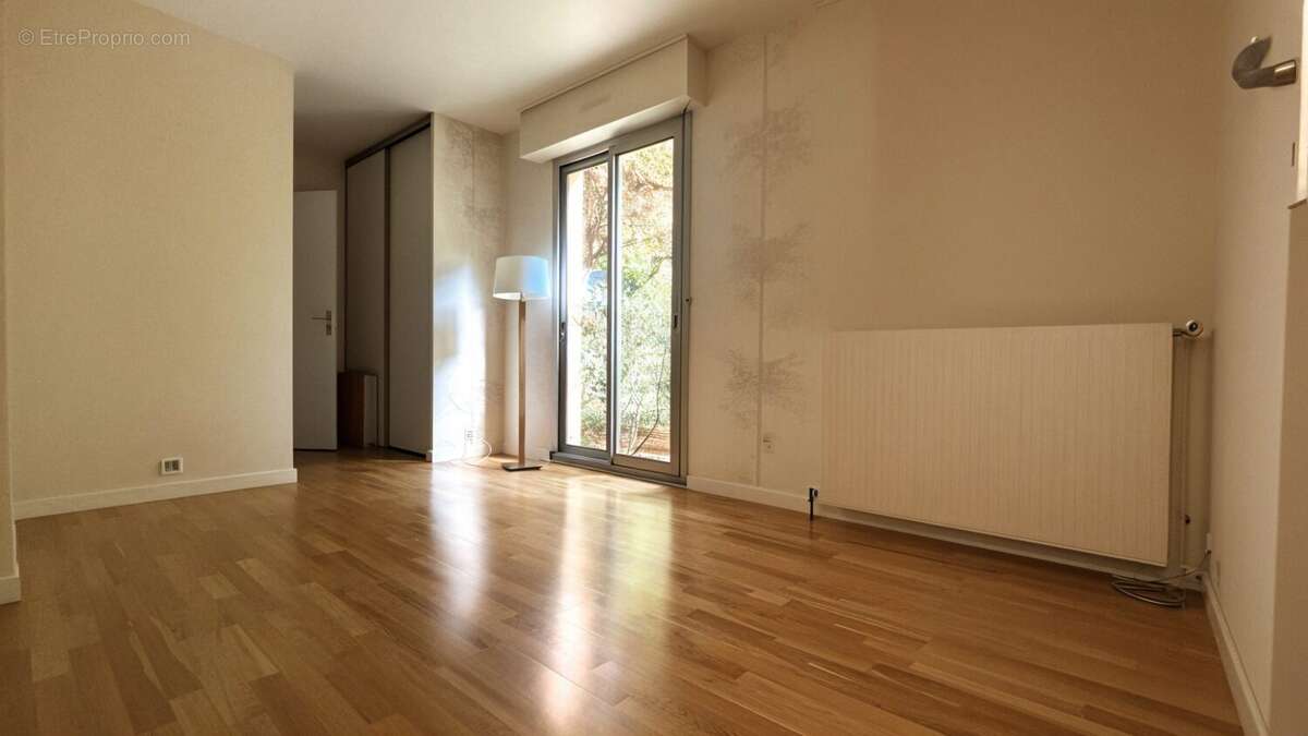 Appartement à MAISONS-ALFORT