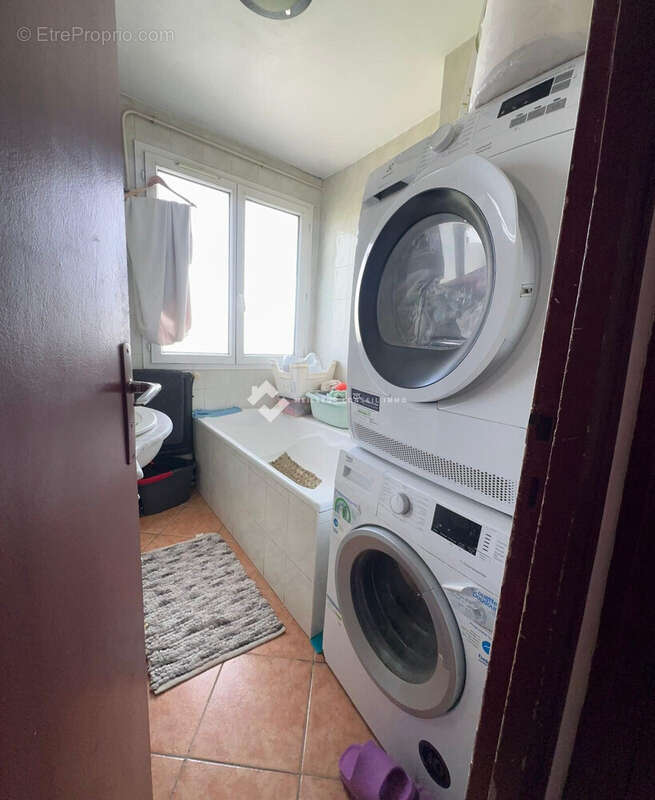 Appartement 71 m² à Saint-Denis  - photo 5