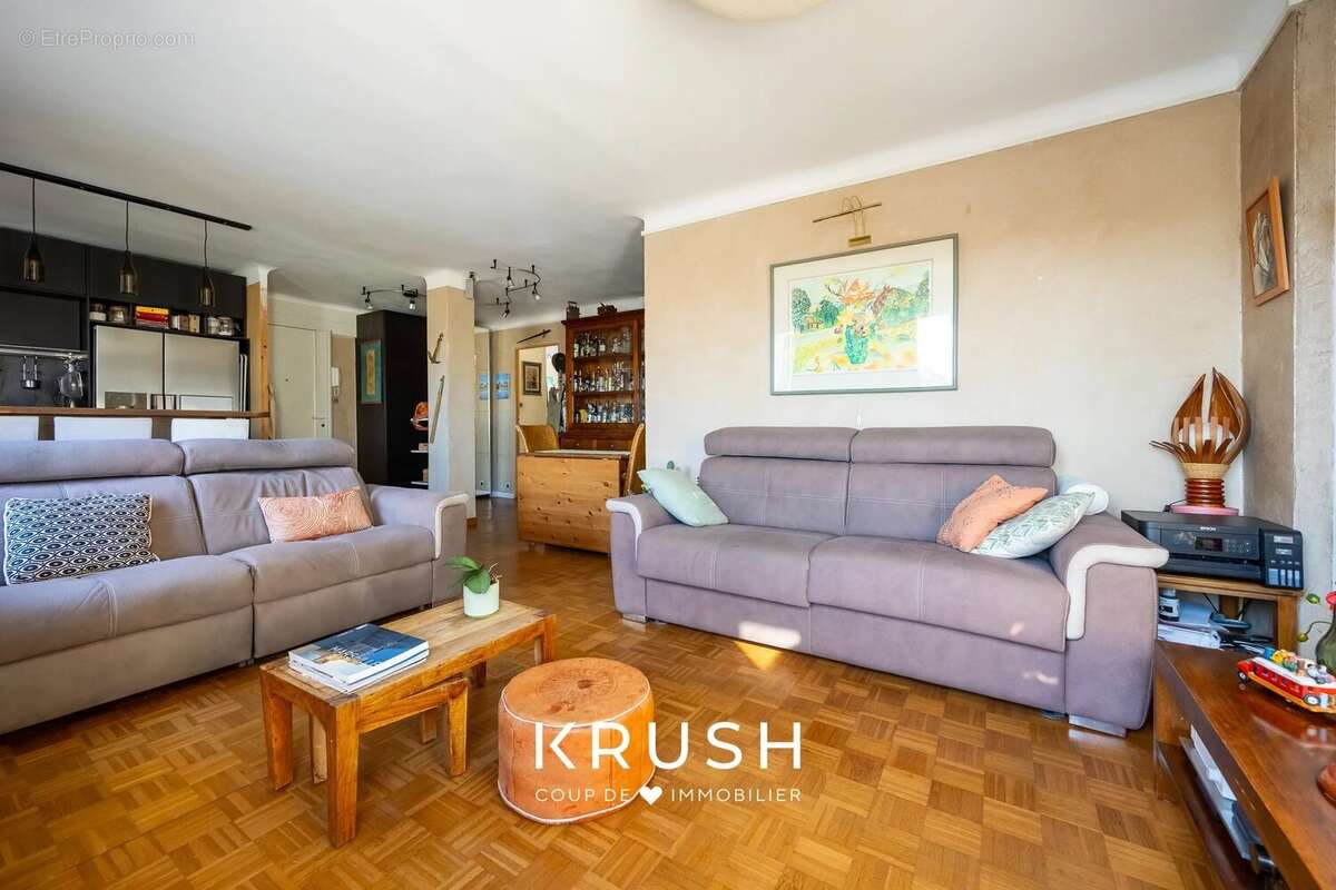 Appartement à MARSEILLE-7E