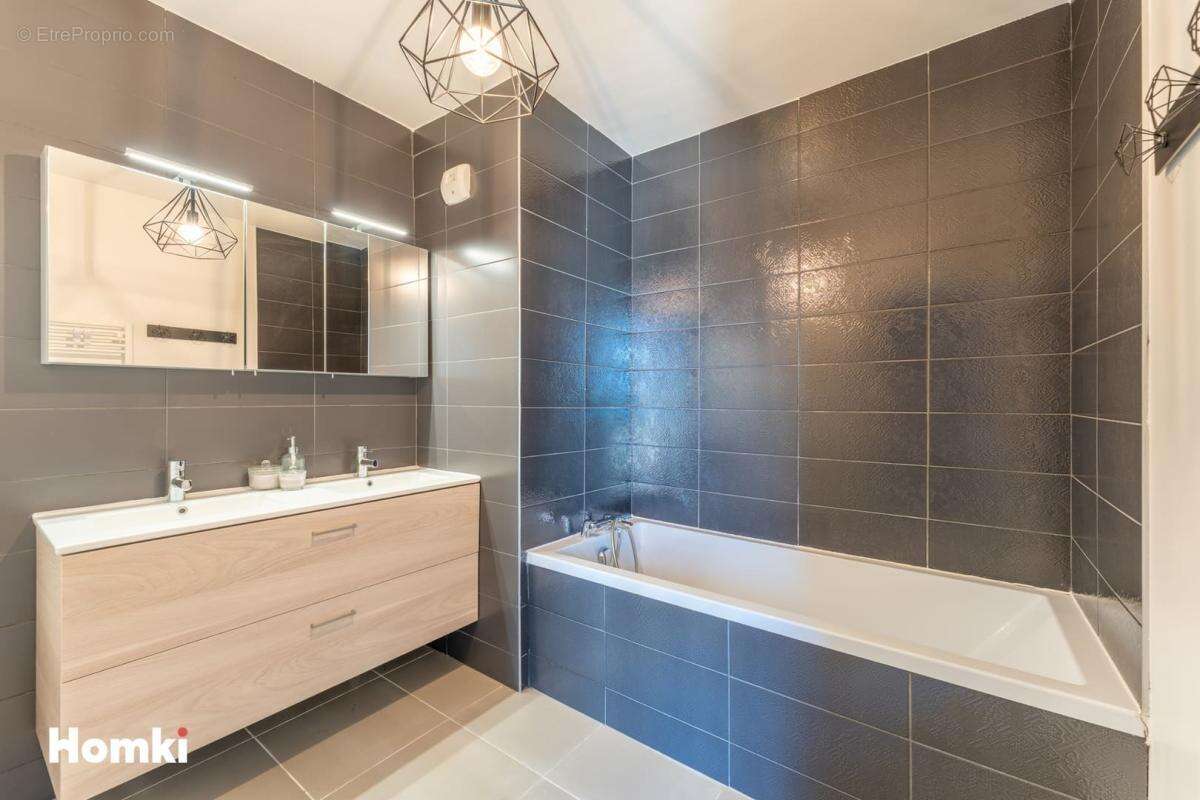Appartement T5 de 123 m2 à Bordeaux 33300, Passage de la Jalle - photo 12