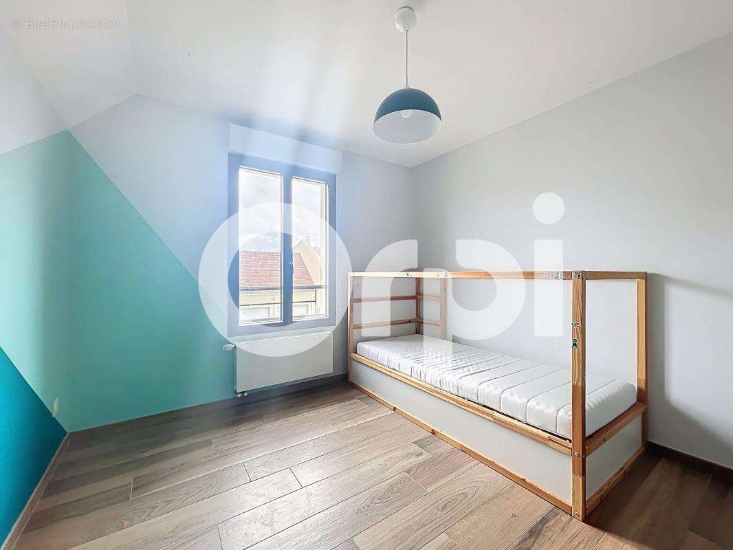 Maison à BELLOY-EN-FRANCE