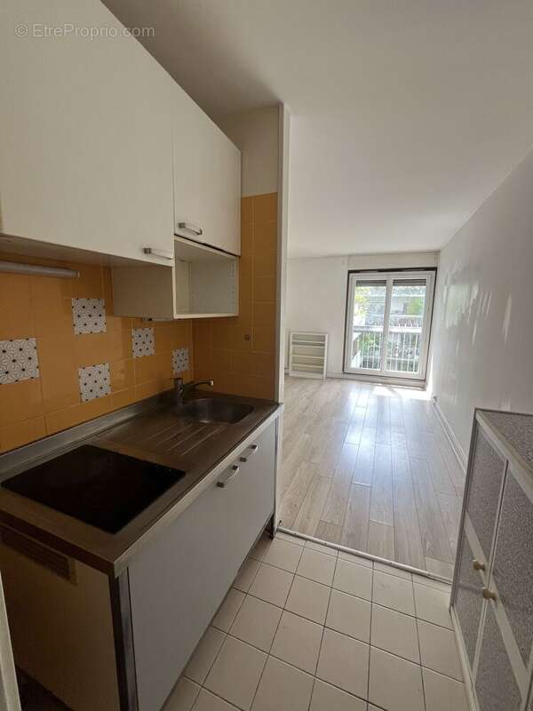 Photo 3 - Appartement à PARIS-19E