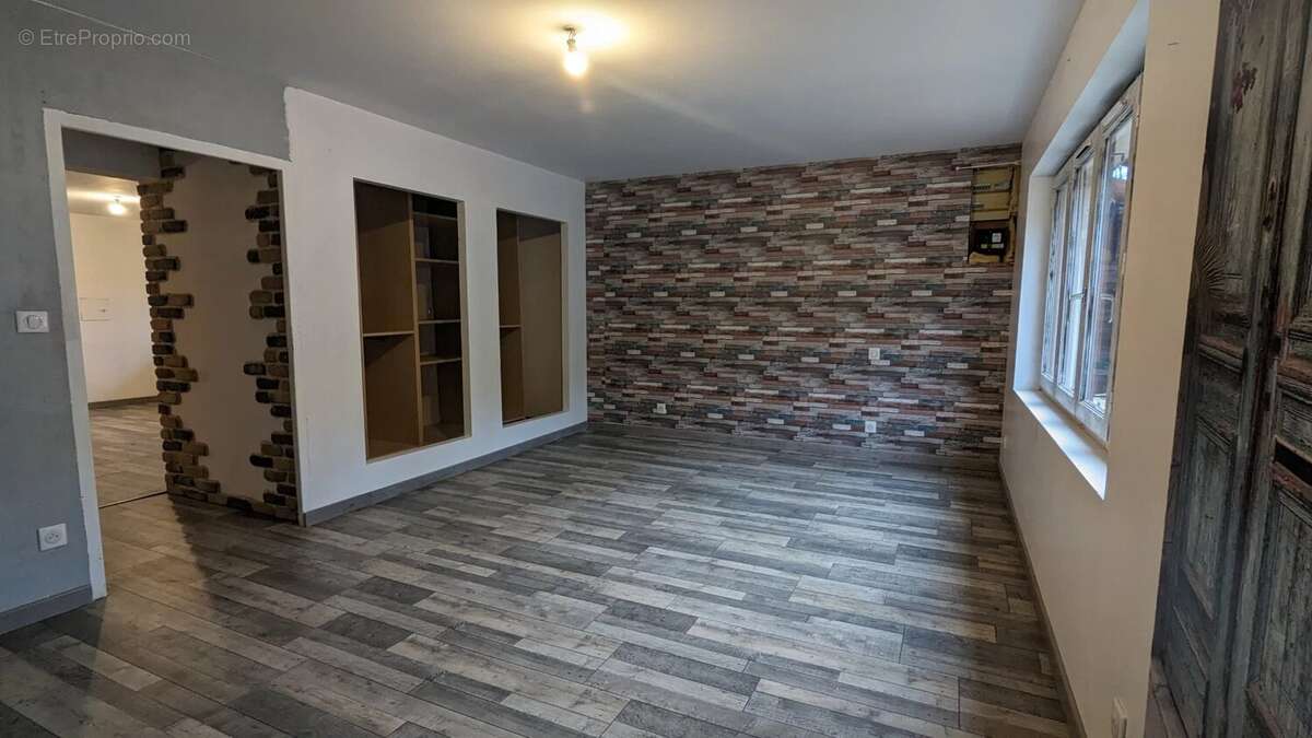 Maison à LAMOTHE-FENELON