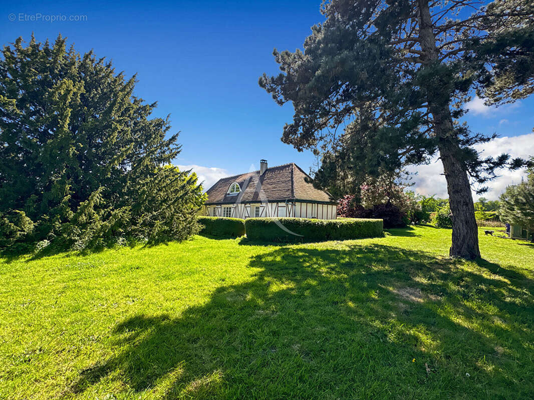 Maison à FLEURY-SUR-ANDELLE
