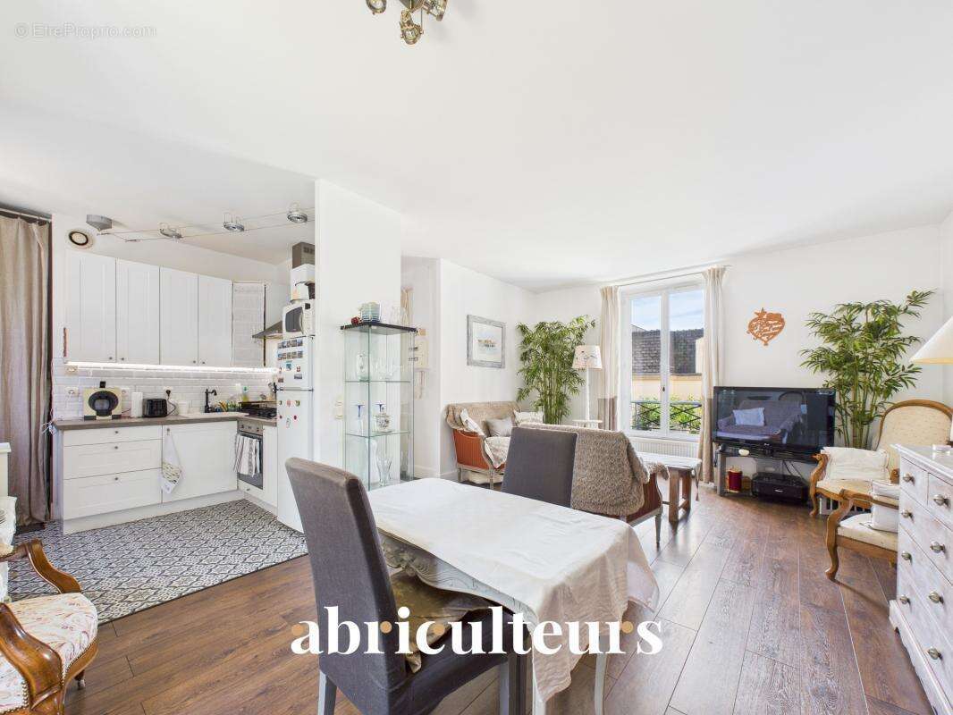 Appartement à SOISY-SUR-SEINE