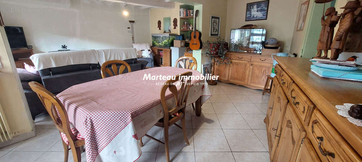 Maison à VALENNES