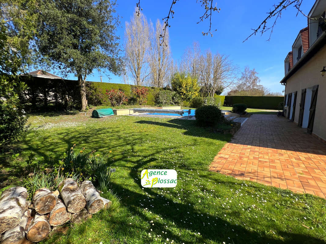 Maison à CHATELLERAULT