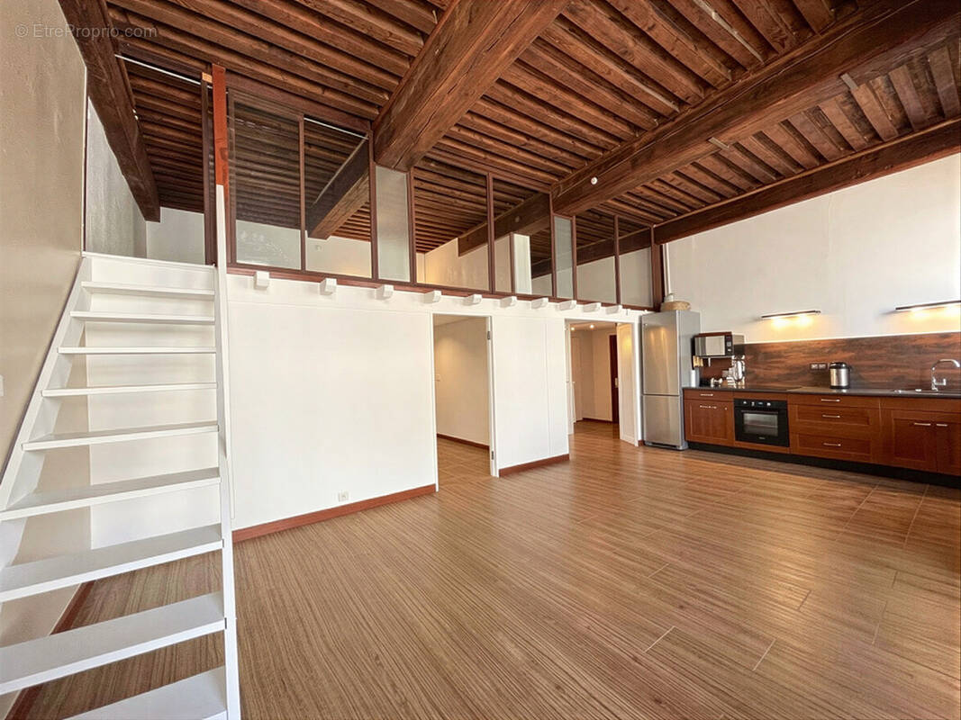Appartement à LYON-4E