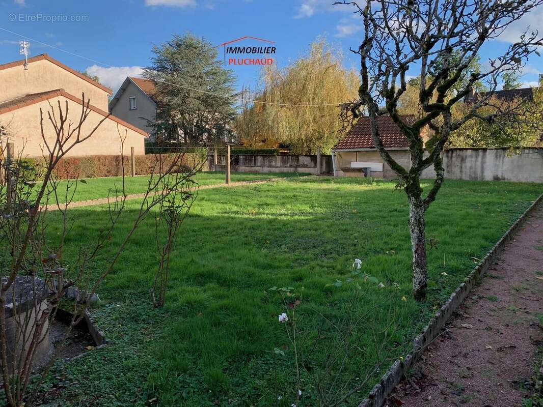 Maison à PARAY-LE-MONIAL