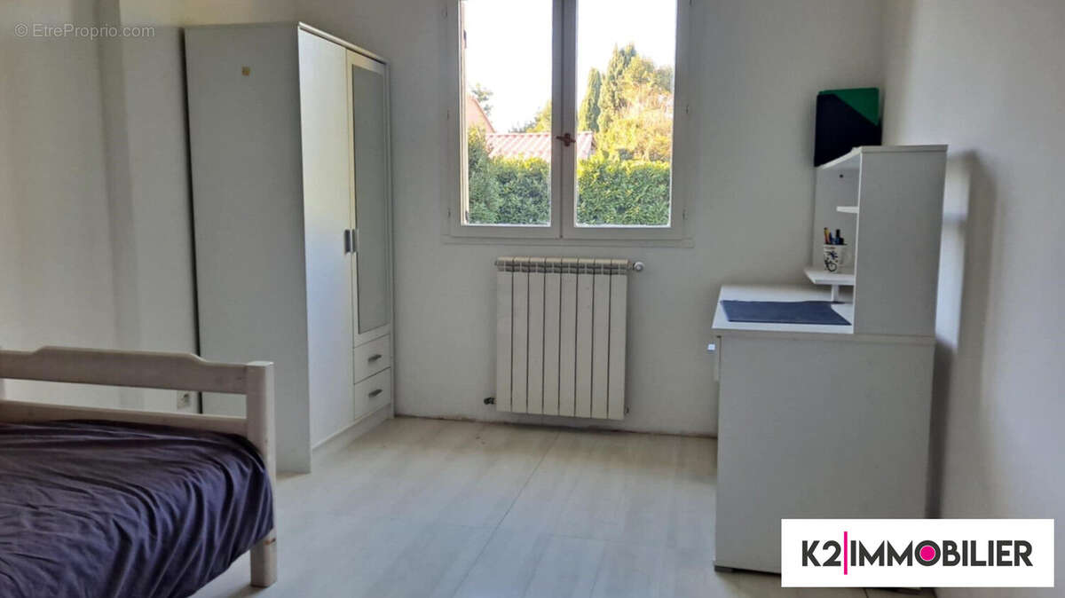 Maison à MONTELIMAR