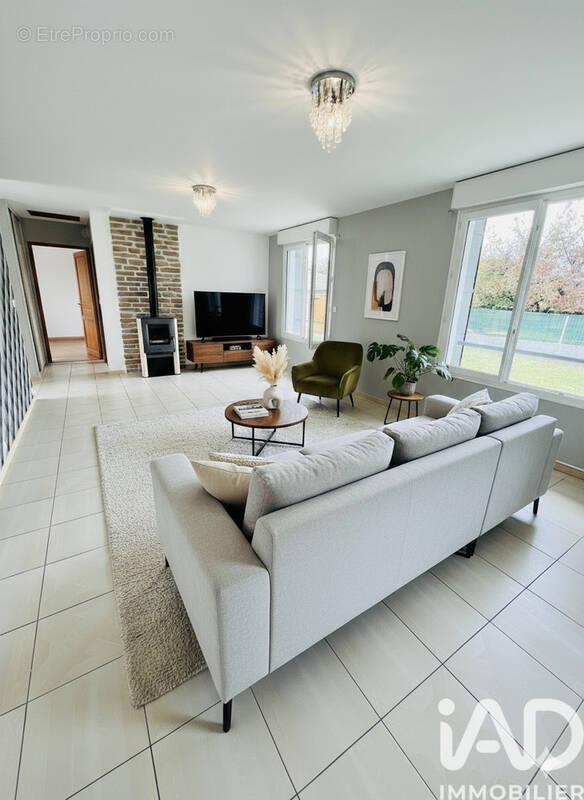 Photo 1 - Maison à VERNEUIL-EN-HALATTE