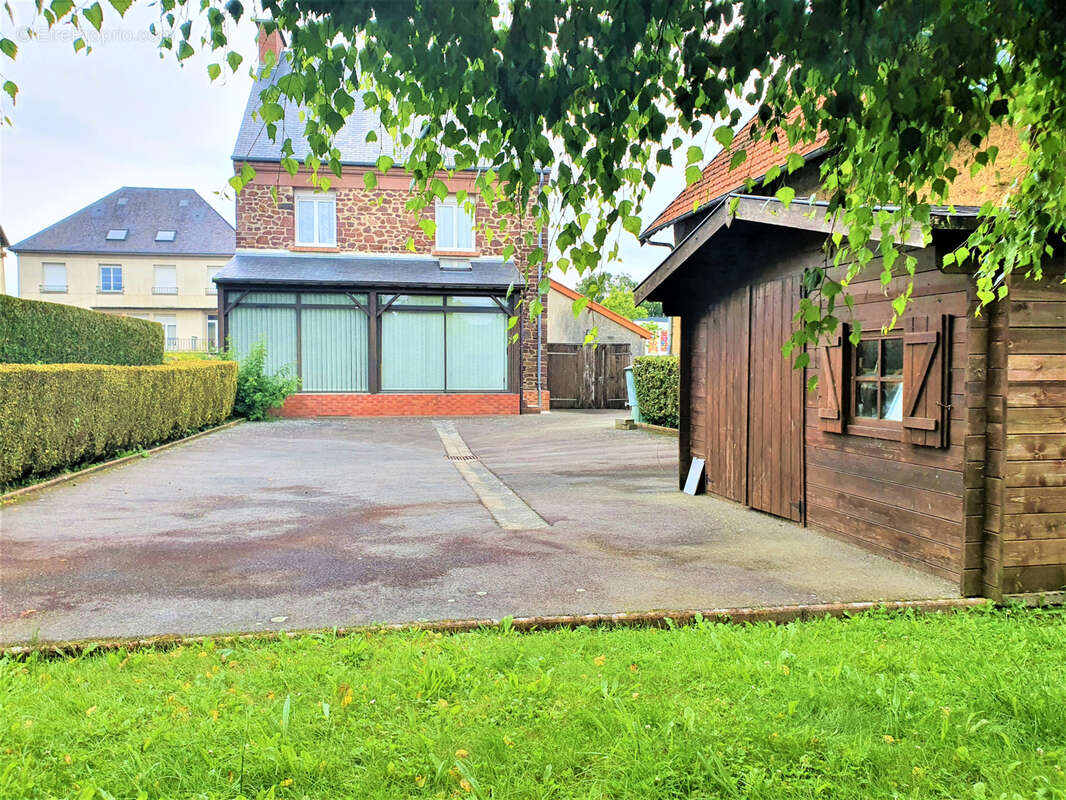 Maison à SAINT-GILLES