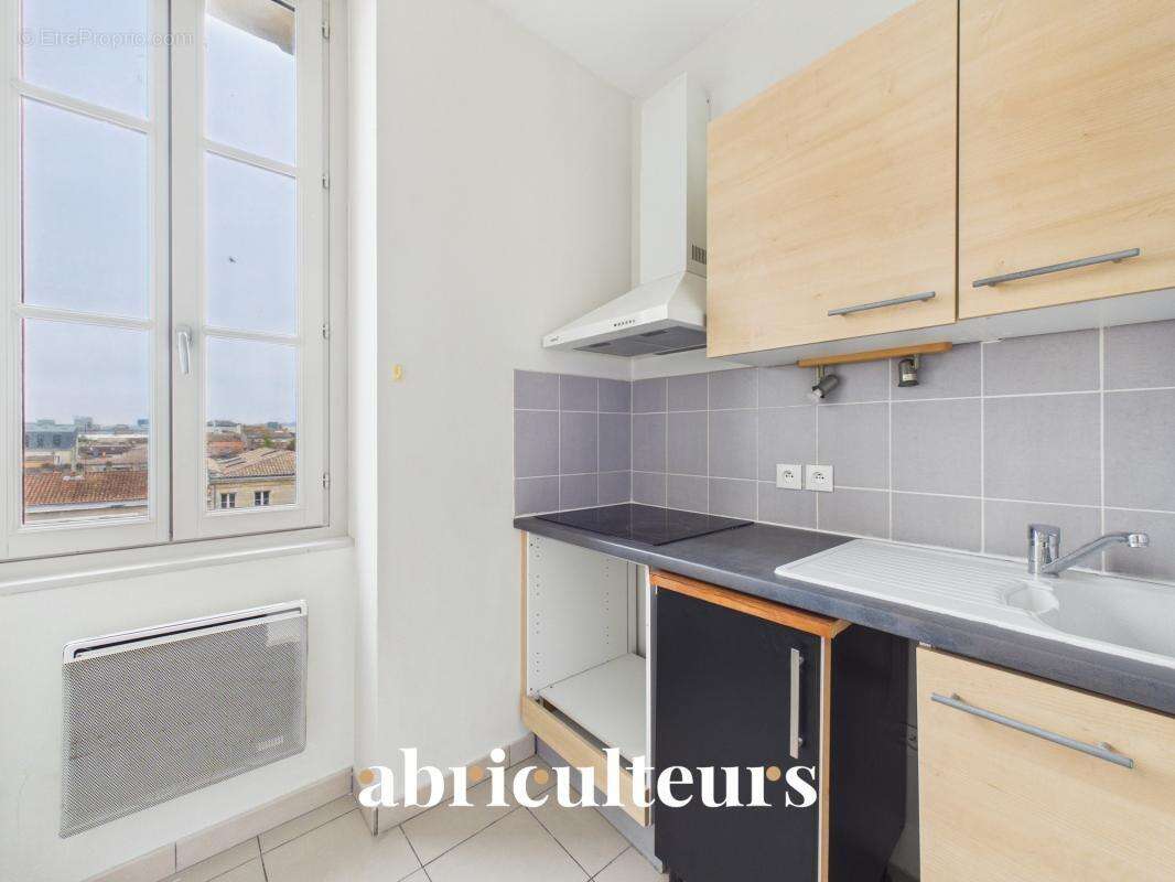 Duplex lumineux avec vue dégagée  à vendre à Bordeaux (33300) - photo 5