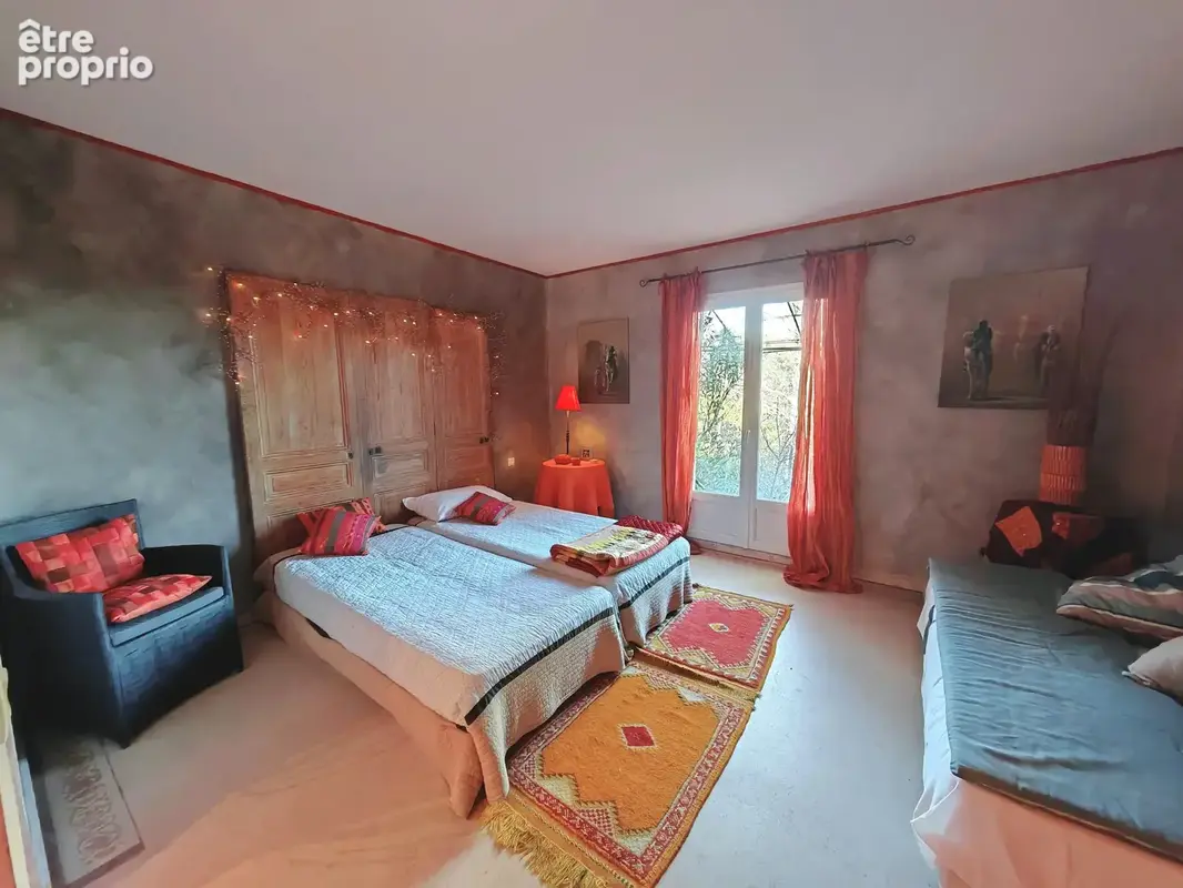 Belle demeure de charme, matériaux de qualité avec grand terrain - photo 25