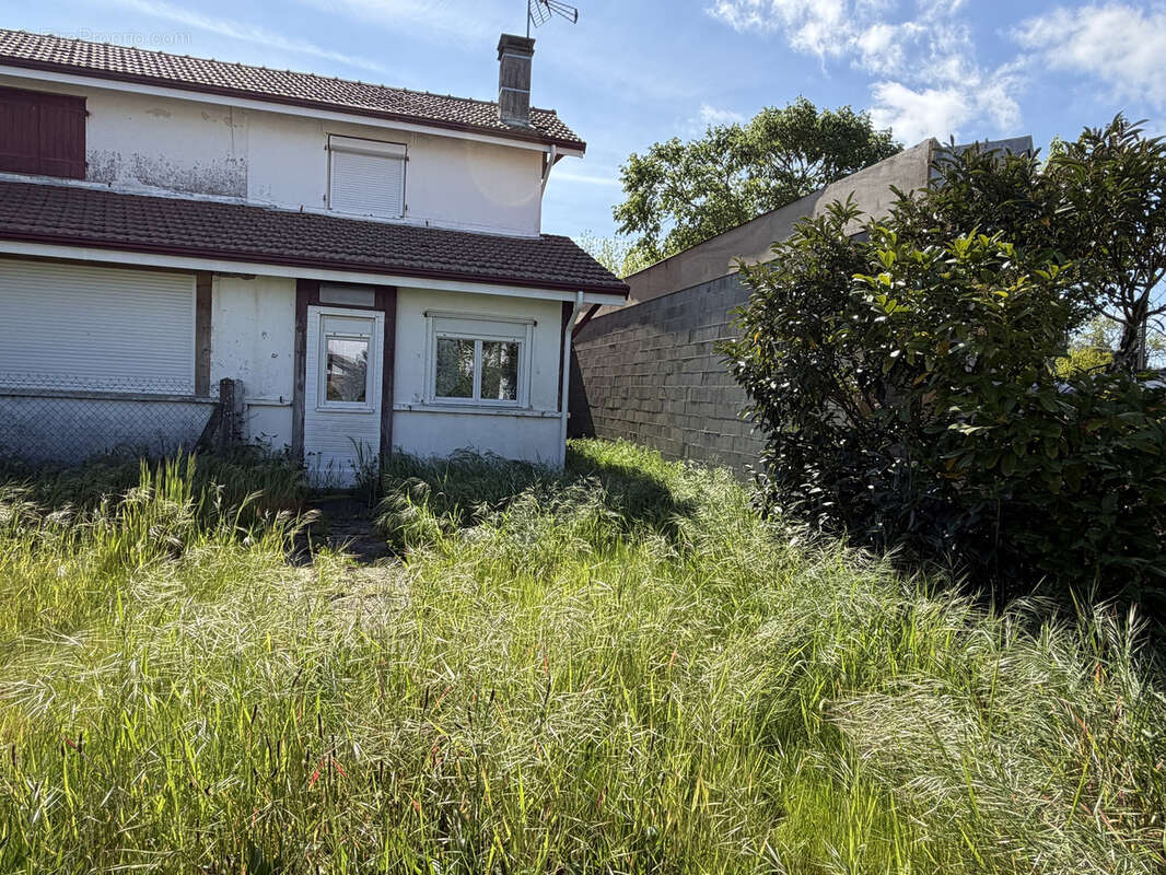 Maison à LIT-ET-MIXE