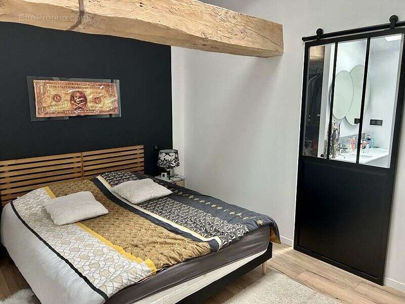 Maison à MONTROND-LES-BAINS