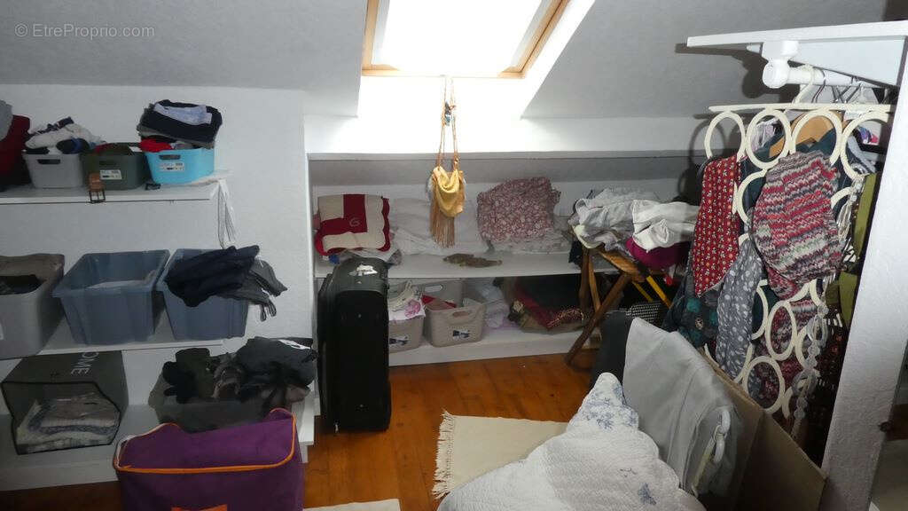 Maison à NEUVIC-ENTIER