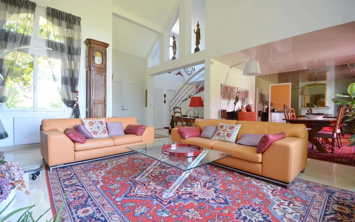 Maison à CROISSY-SUR-SEINE