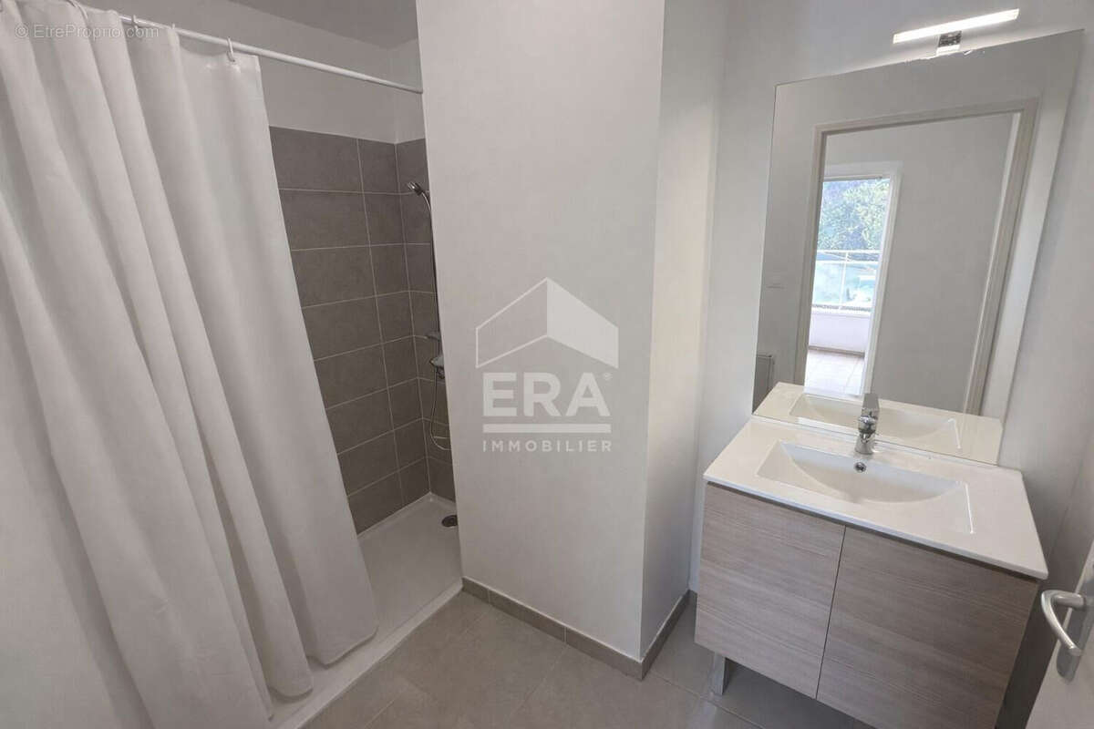 Appartement à SEPTEMES-LES-VALLONS