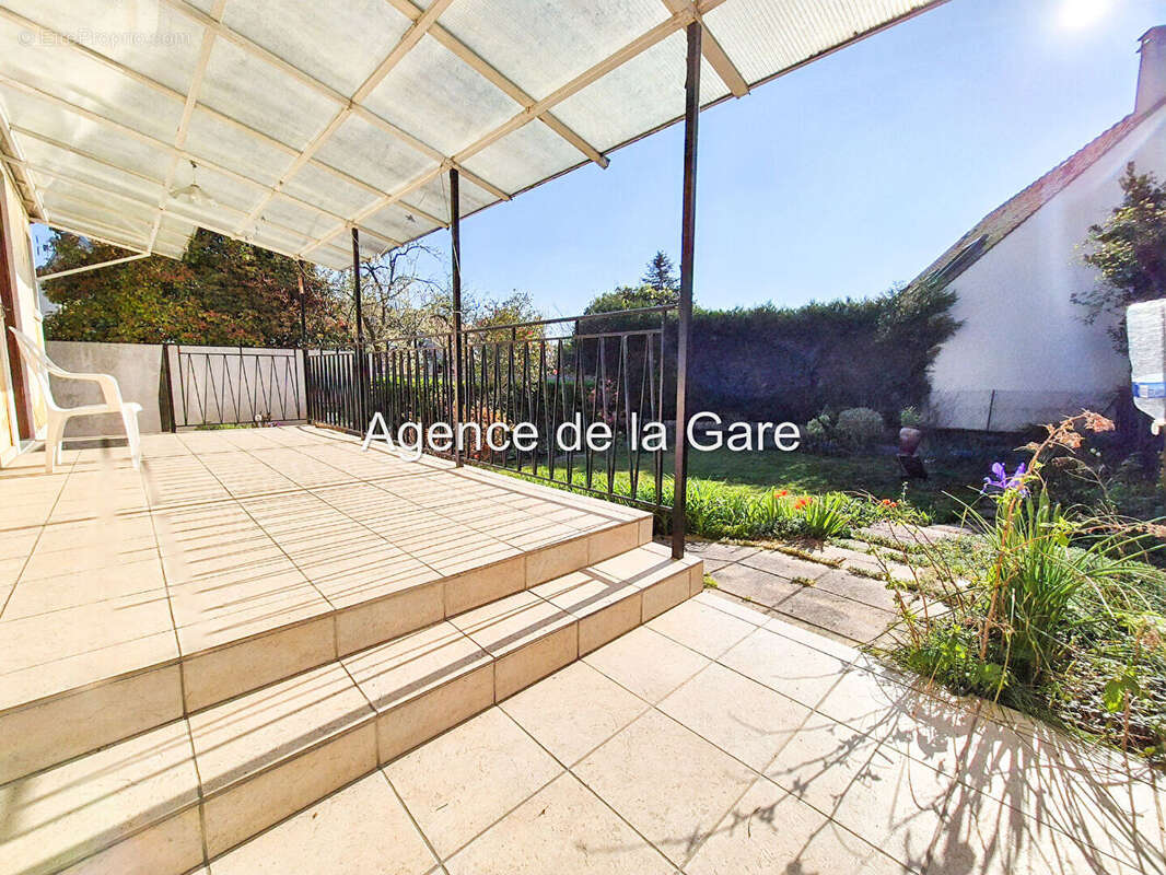 Maison à CARRIERES-SUR-SEINE