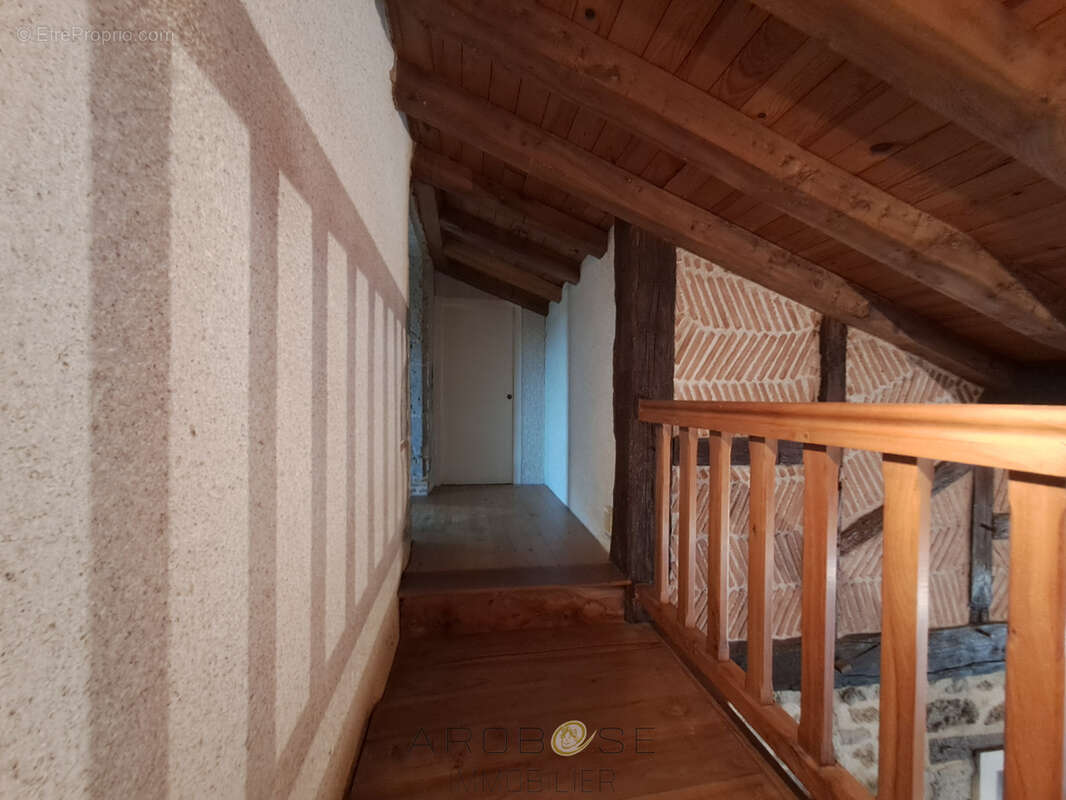Maison à PORT-SAINTE-MARIE