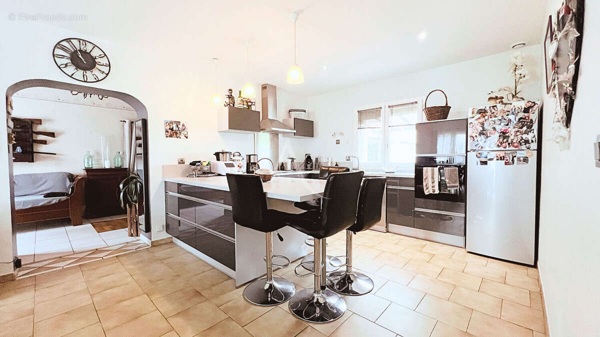 Maison à NIEULLE-SUR-SEUDRE