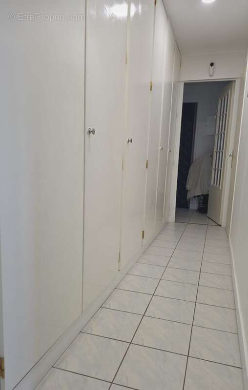 Appartement à CHILLY-MAZARIN