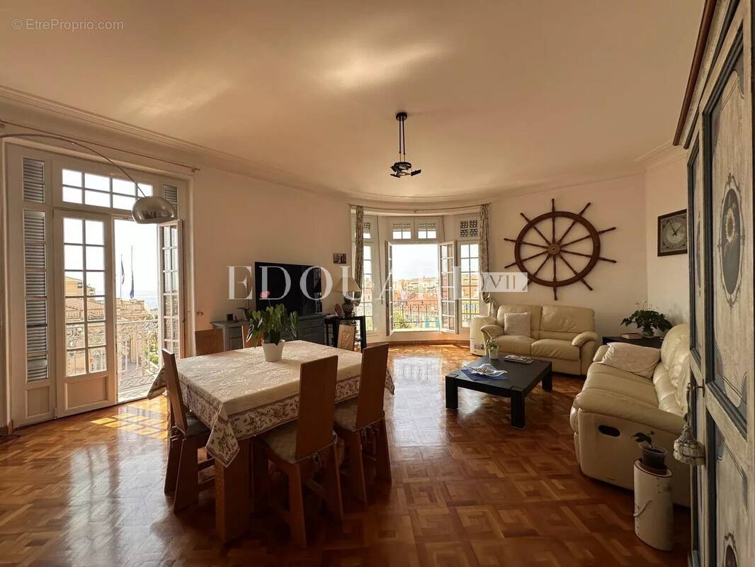 Appartement à MENTON