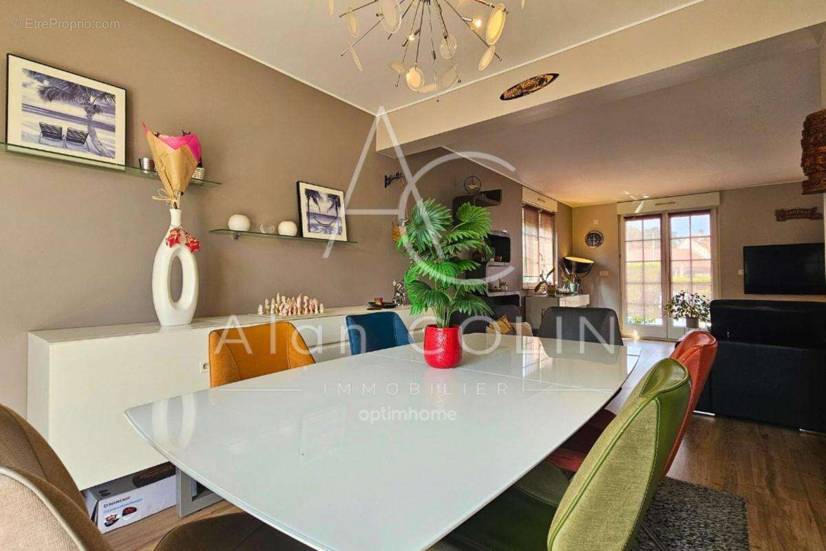 Maison individuelle 4 façades – 182 m² – 4 chambres – Terrain de 8 ares à Yutz - photo 3