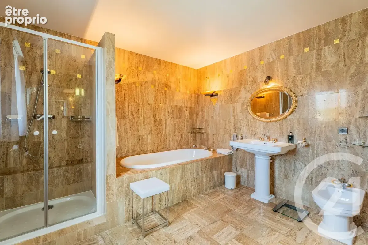 Maison 8 pièces 238 m² à vendre à Nice (06300) - photo 16