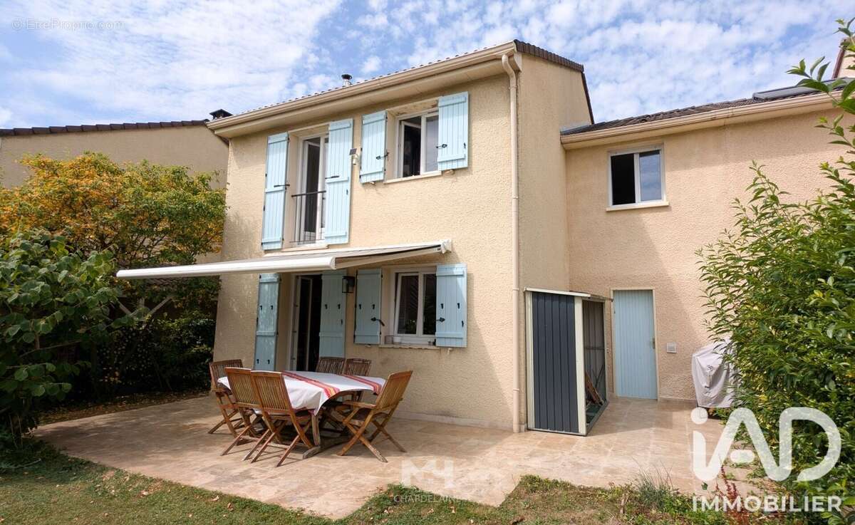 Photo 2 - Maison à OLLAINVILLE