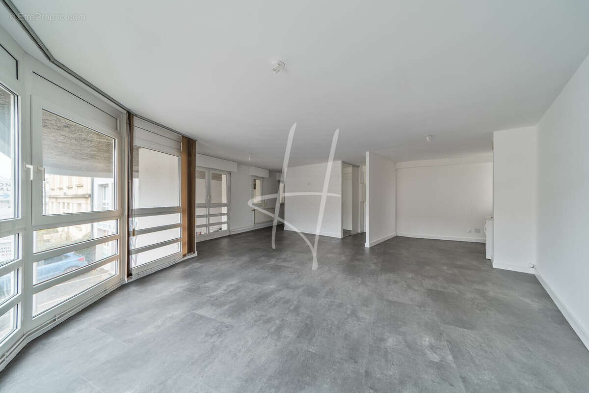 Commerce à MONTIGNY-LES-METZ