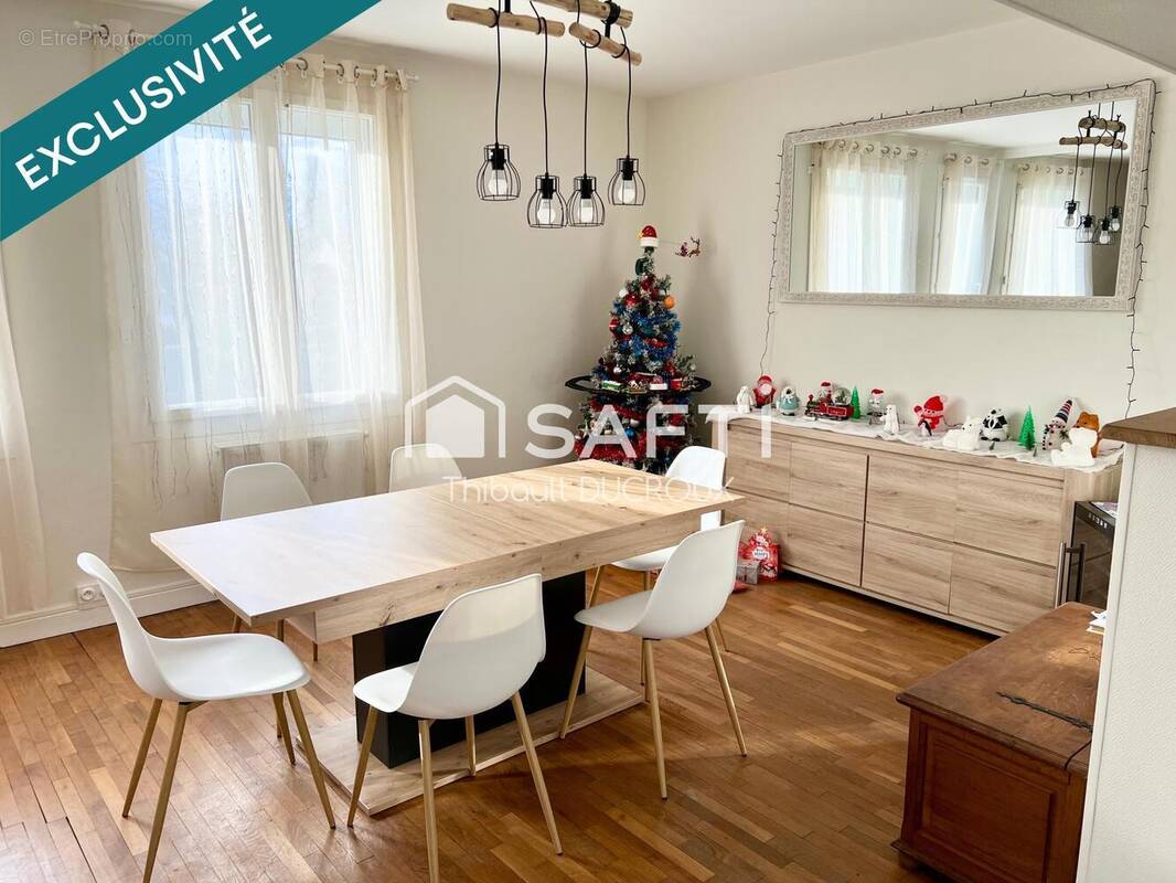 Photo 1 - Maison à GENELARD