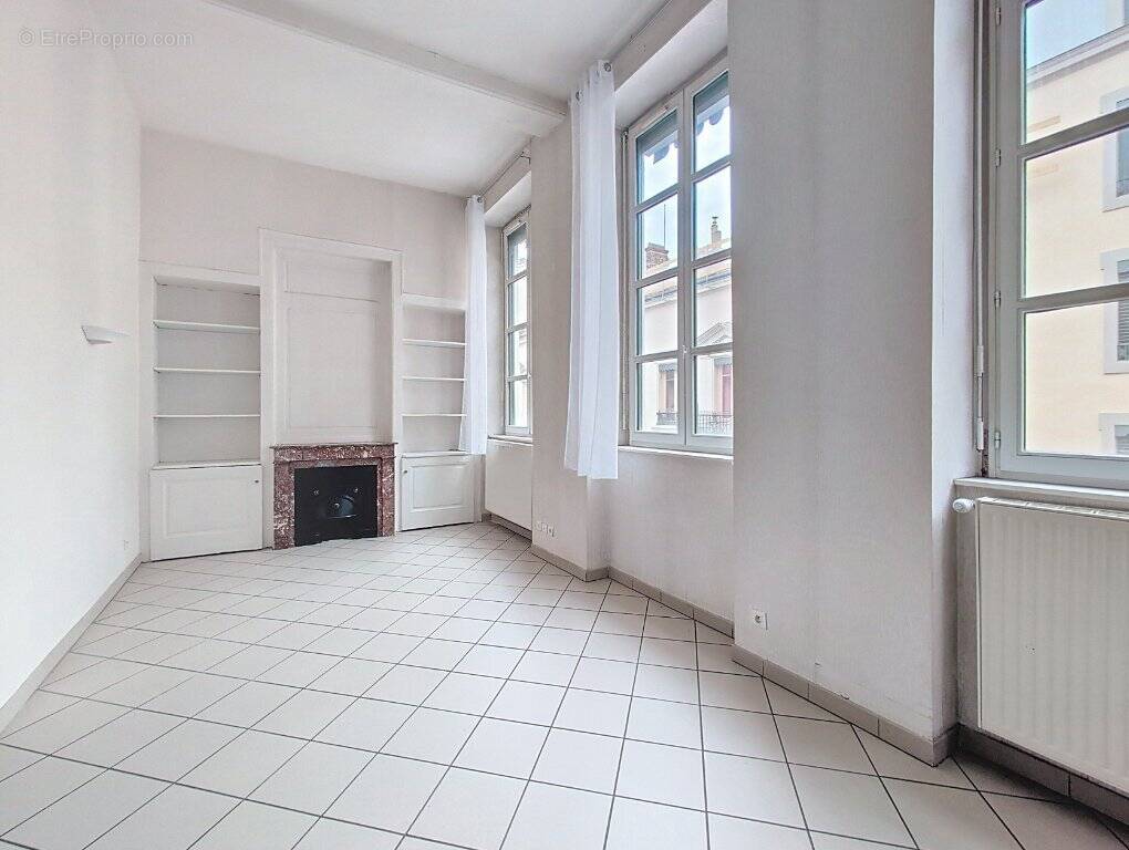 Appartement à LYON-6E