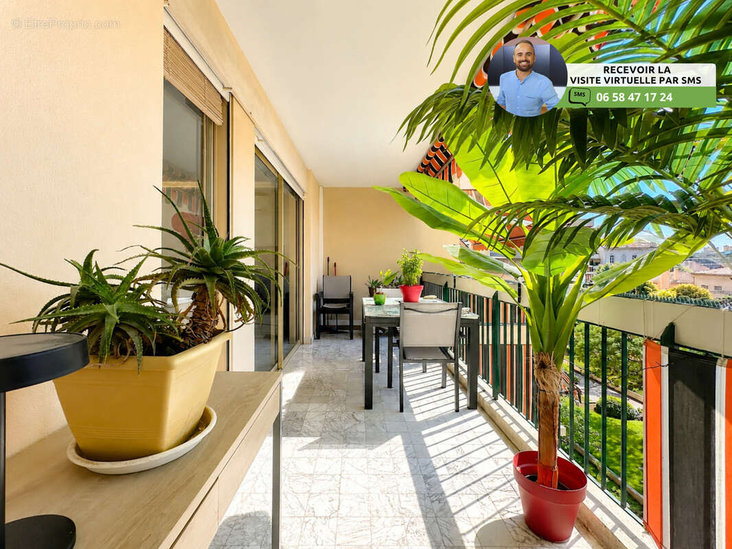 Appartement à VALLAURIS