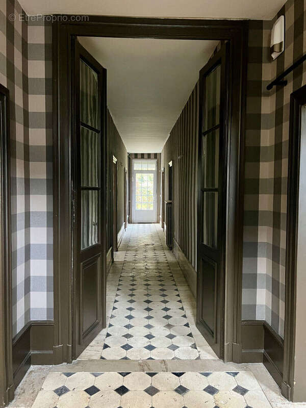 Maison à REUGNY