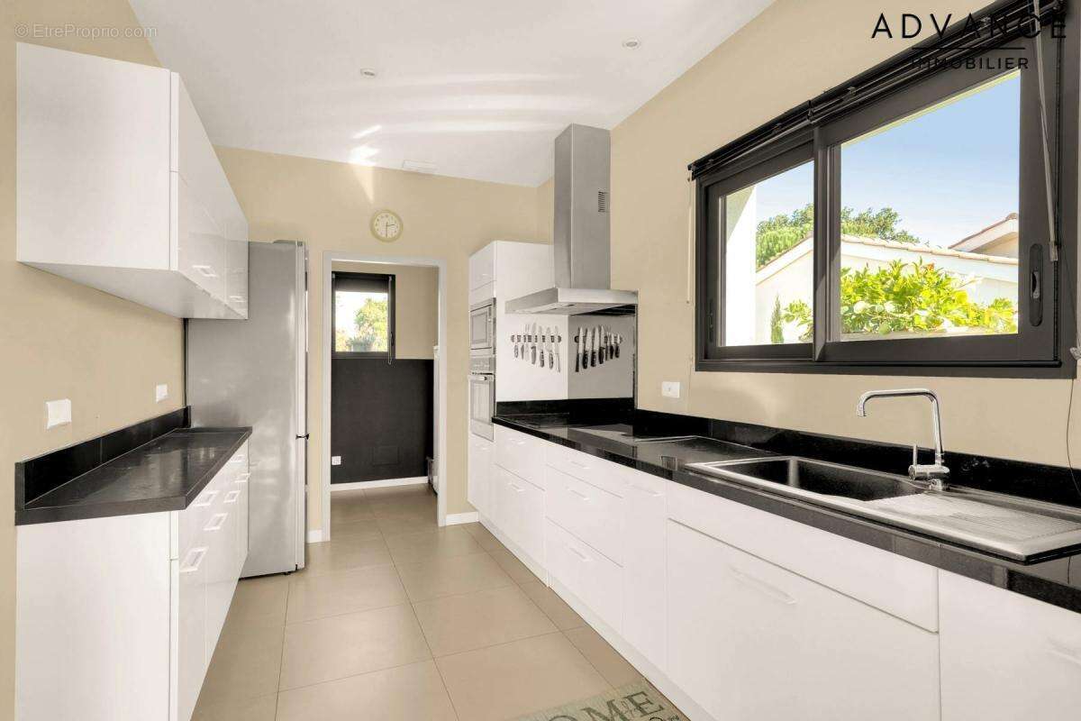 Maison à SAINT-NAUPHARY